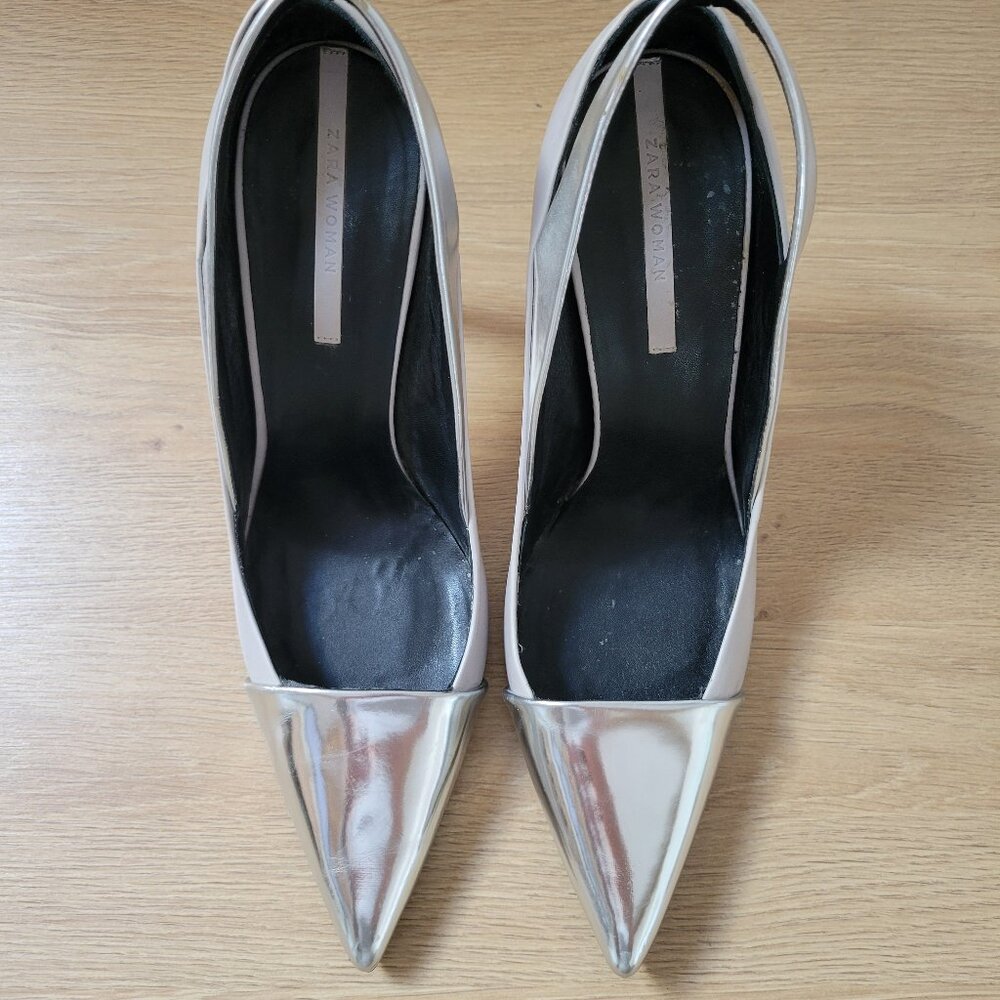 ZARA Metallic Pointed Toe Heels – Size 42 (US 11) – Silver & Grey Statement Pump - Picture 3 of 9
